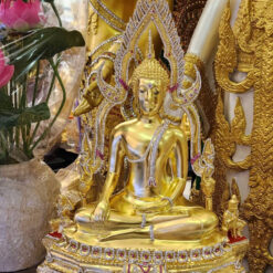 พระพุทธชินราช ทองเหลือง ปิดทองคำแท้ หน้าตัก 12 นิ้ว พร้อมประดับเพชรพลอย