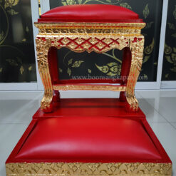 โต๊ะกราบ ไม้เบญจพรรณ แกะลายพิกุล ปิดทอง