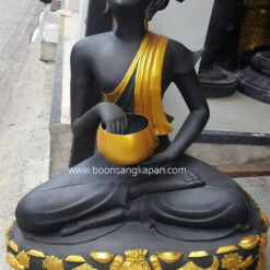 พระอุปคุต 30 นิ้ว รมดำ ทาสีทองที่ฐานบัว